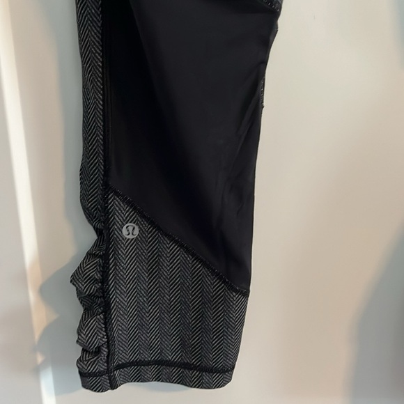 Lululemon Herringbone Speed Crop Pants EUC - Picture 9 of 13